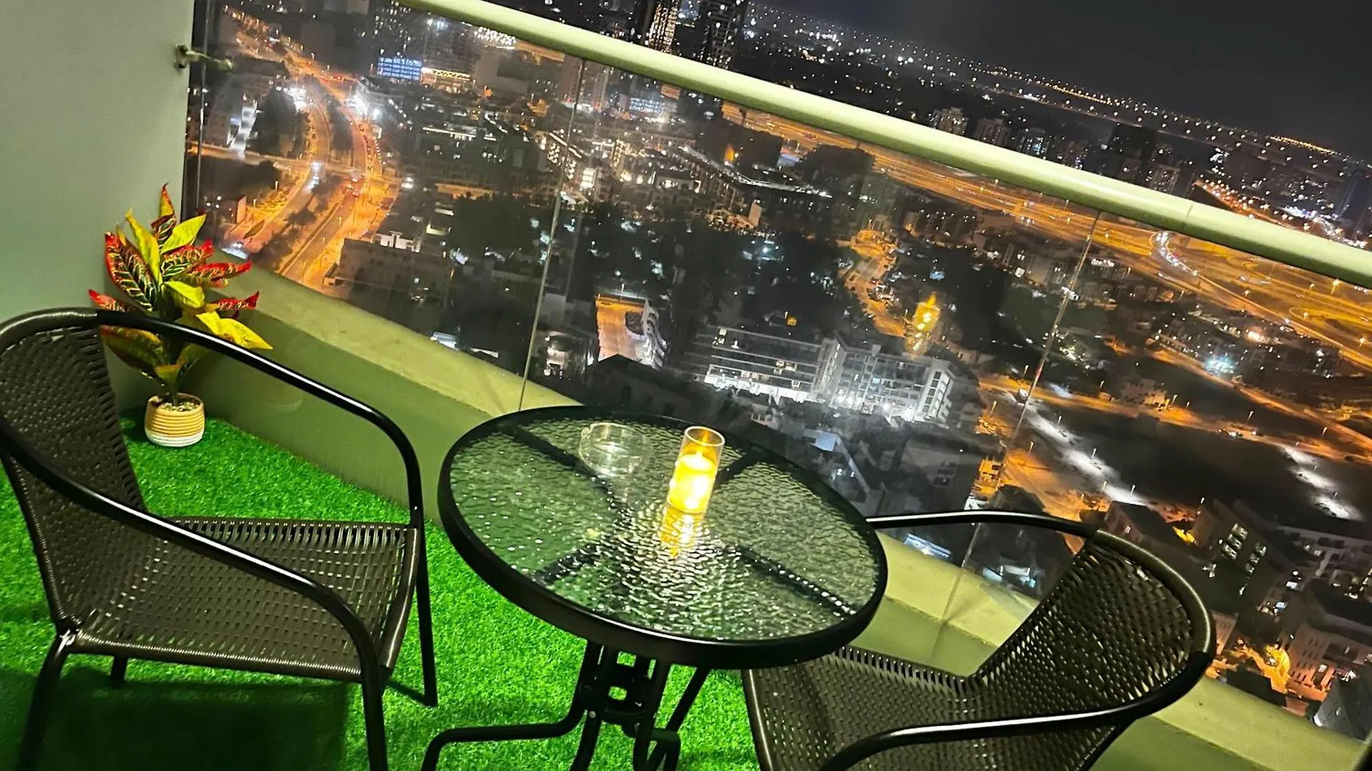 Apartment Top Floor Luxurious Apt In Jvc, Near Marina Dubai