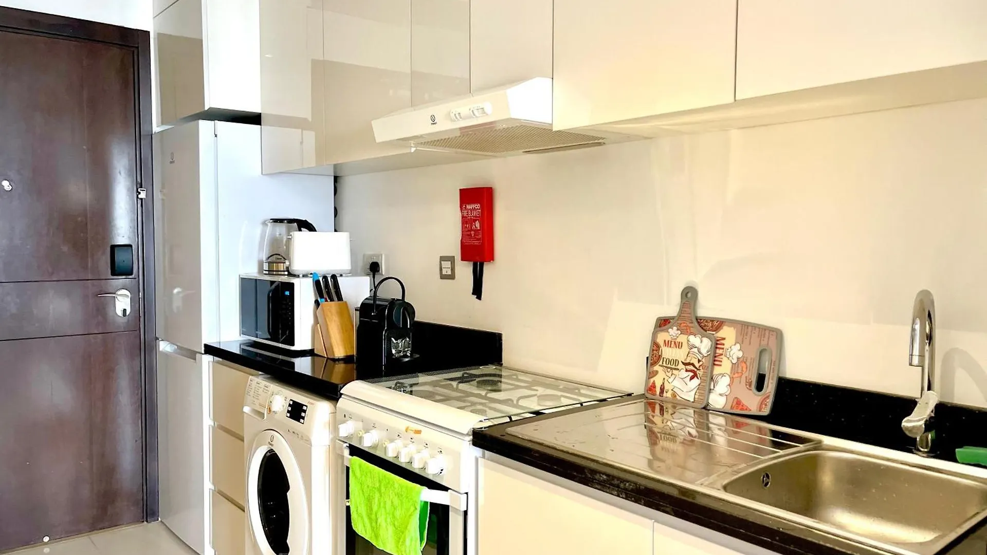 Apartment Top Floor Luxurious Apt In Jvc, Near Marina Dubai