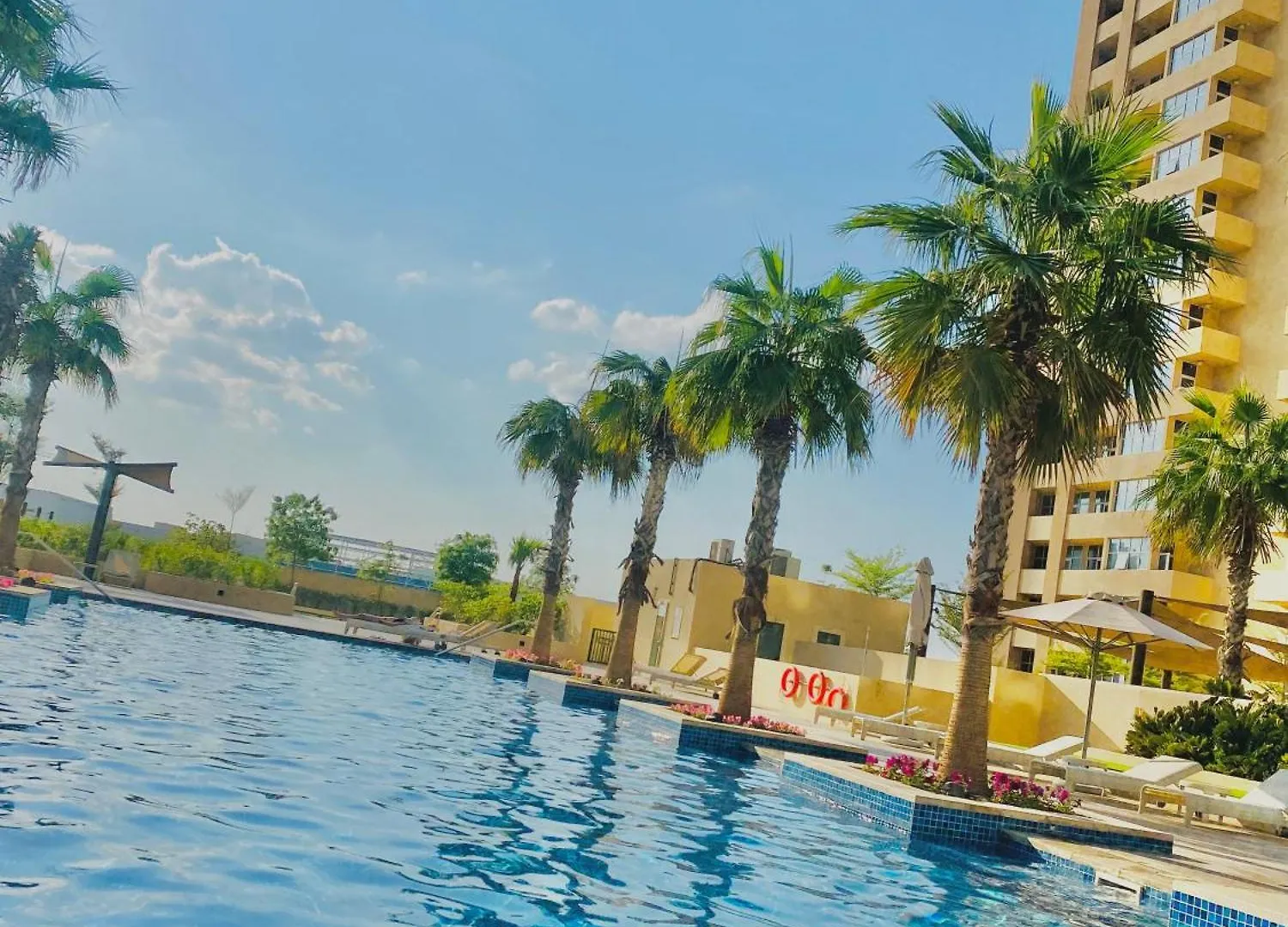 Top Floor Luxurious Apt In Jvc, Near Marina Dubai Apartment